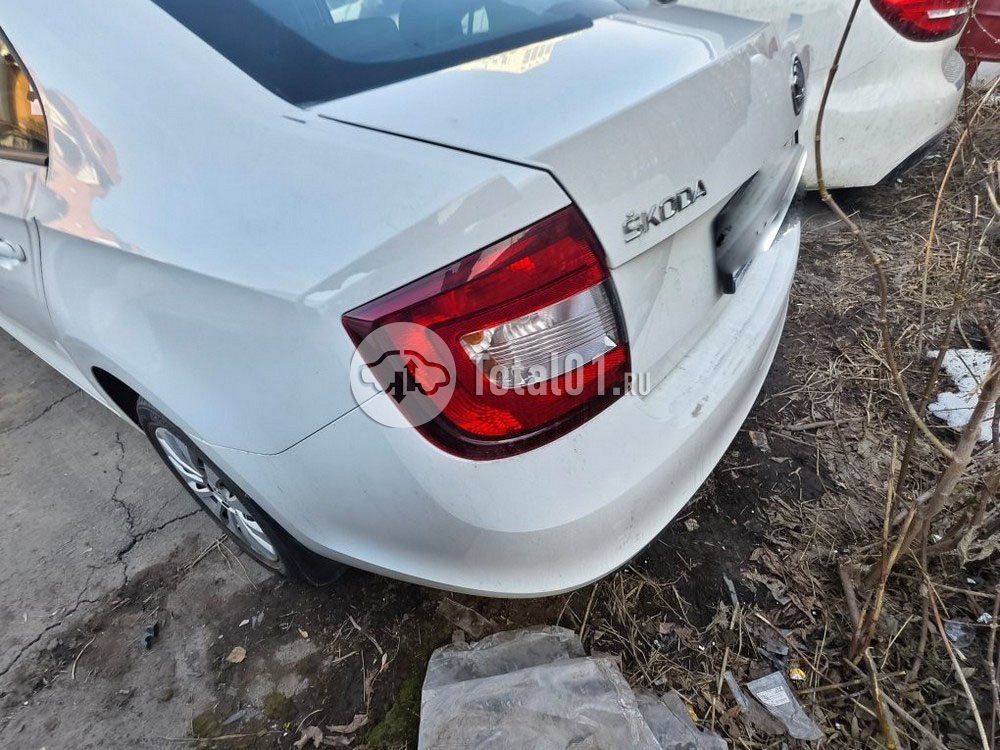 Фото Skoda Rapid 72
