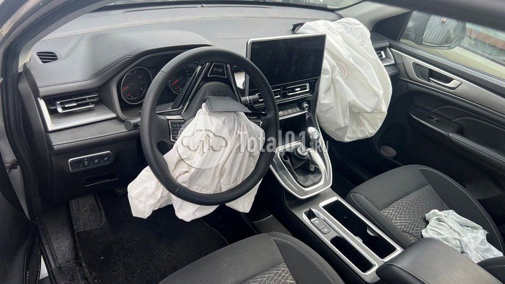 Фото Haval M6 24