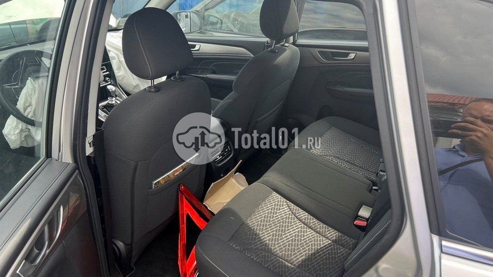Фото Haval M6 28