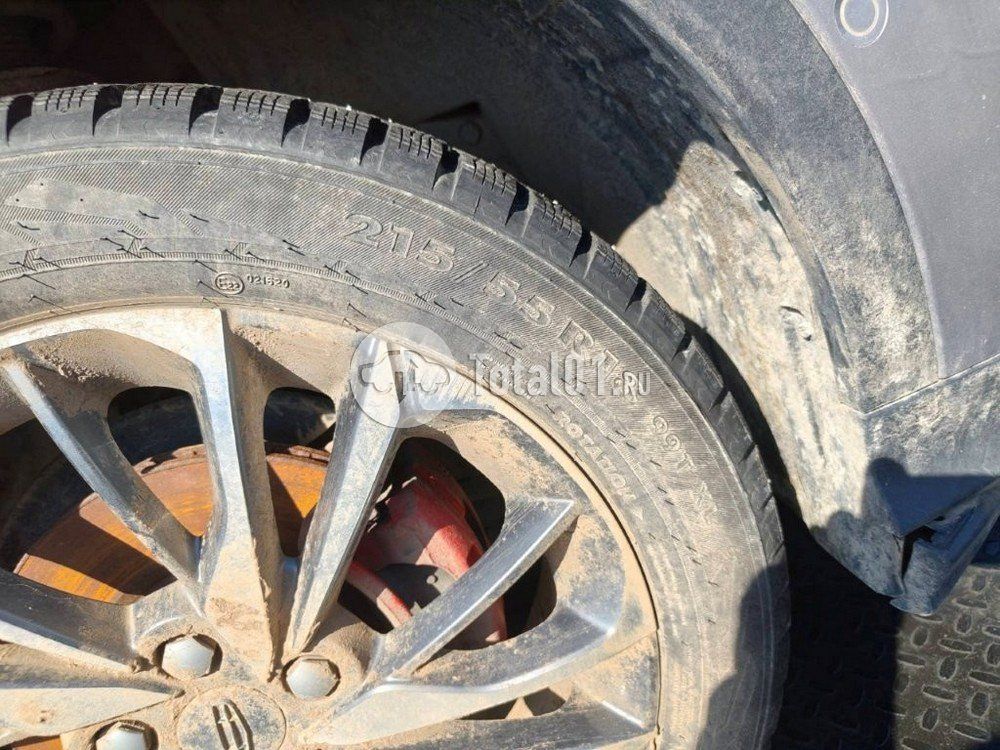 Фото Geely Coolray 10