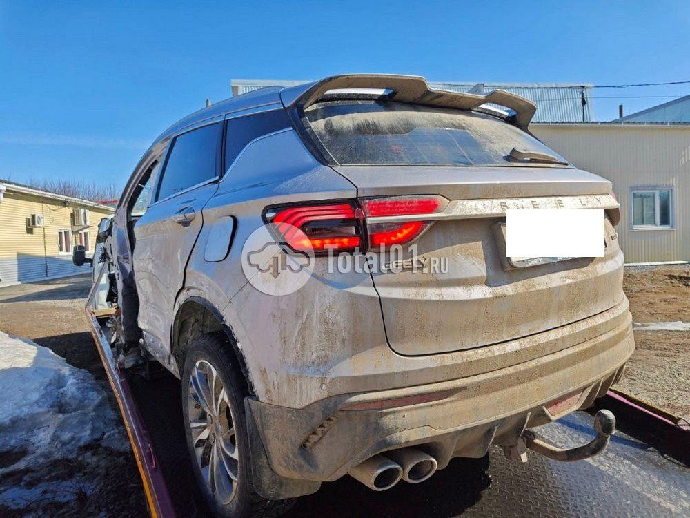 Фото Geely Coolray 16