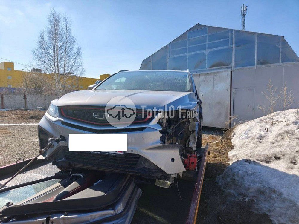 Фото Geely Coolray 20