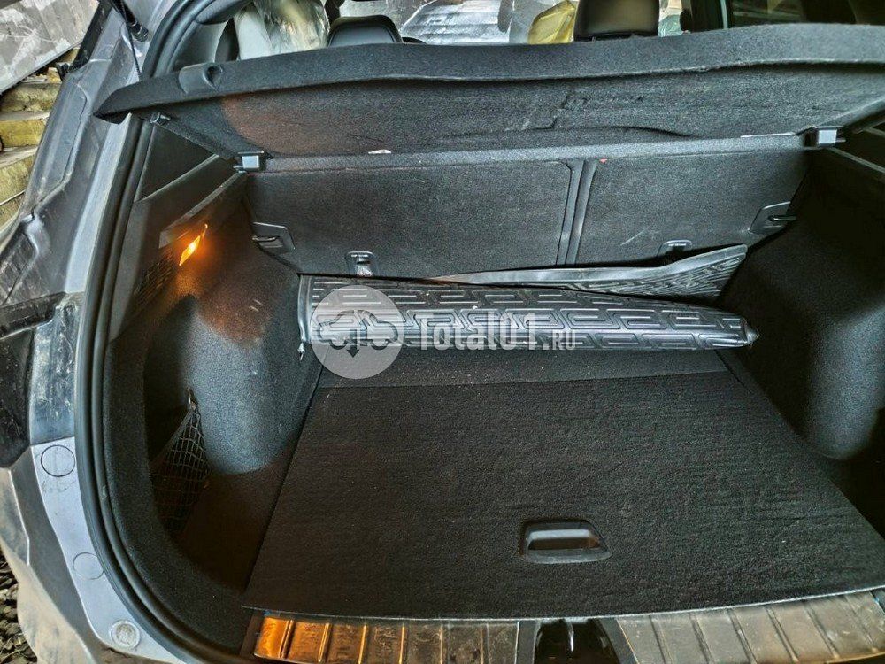 Фото Geely Coolray 70