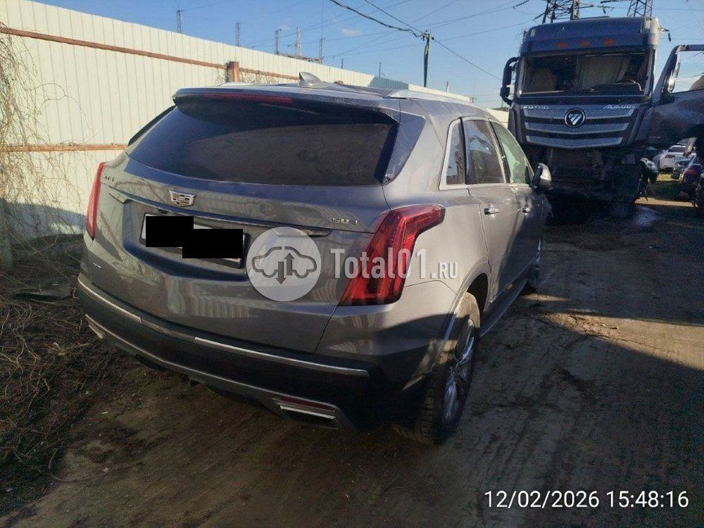 Фото Cadillac XT5 12