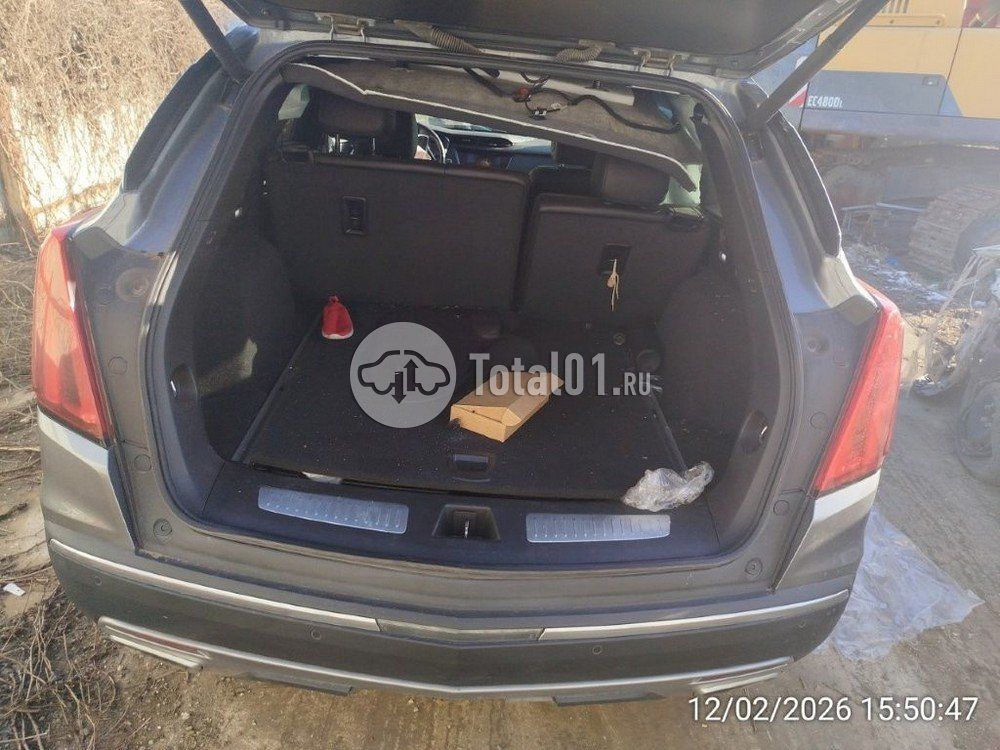 Фото Cadillac XT5 34