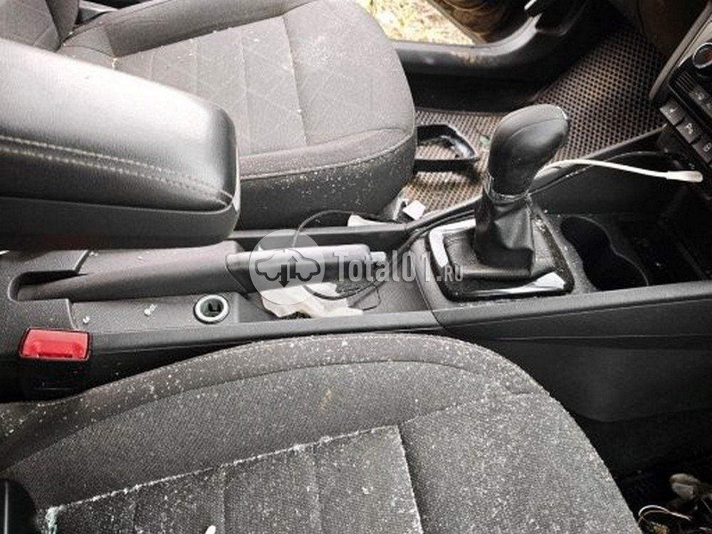 Фото Volkswagen Polo 52