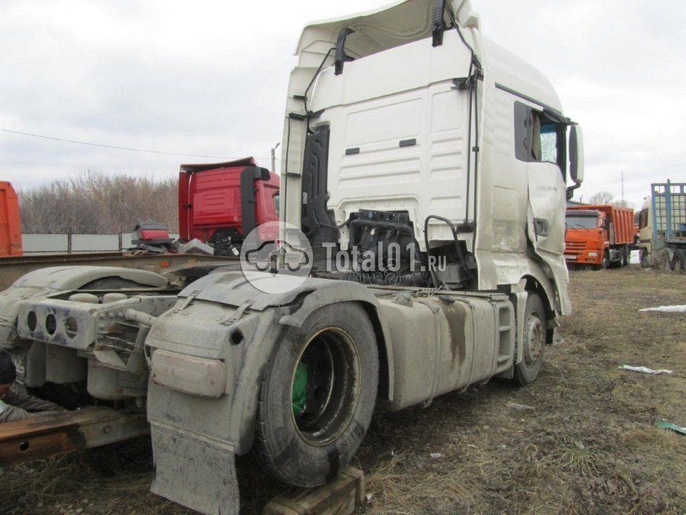 Фото MAN TGX 32