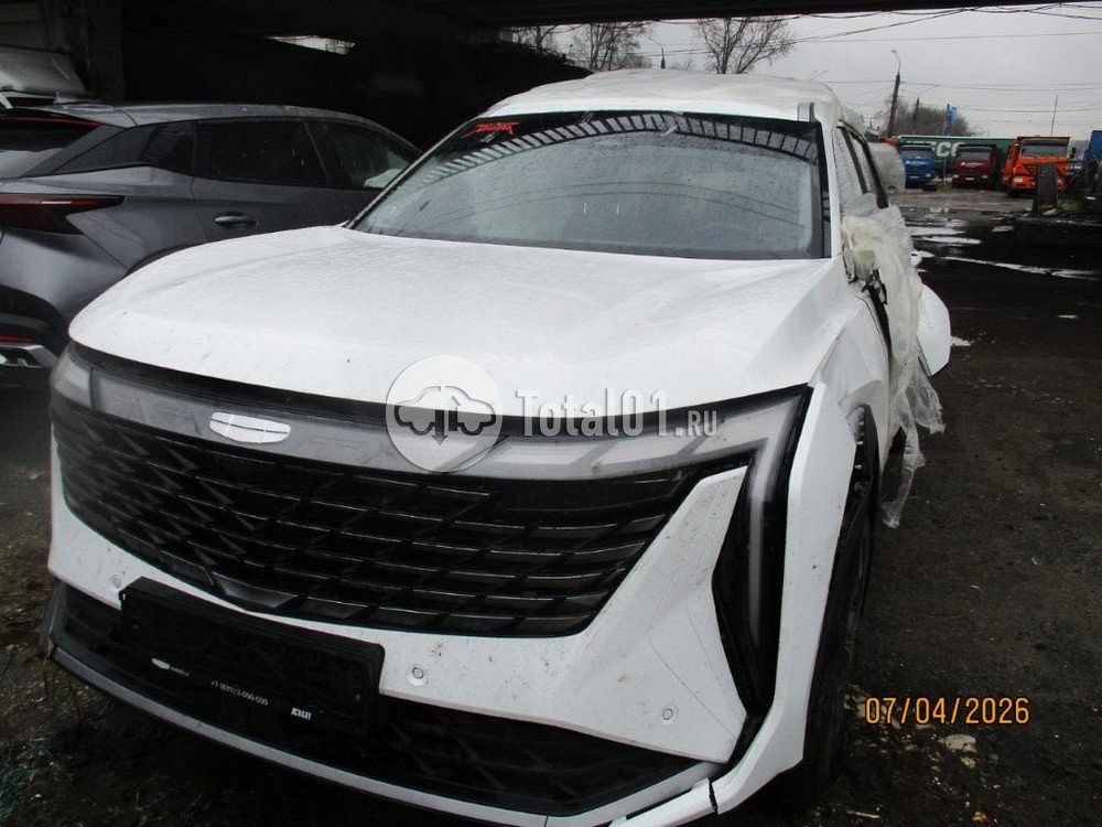 Фото Geely Atlas 10