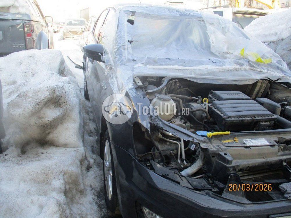 Фото Volkswagen Polo 28