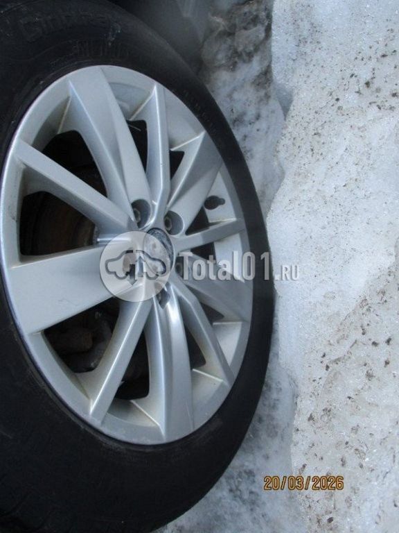Фото Volkswagen Polo 80