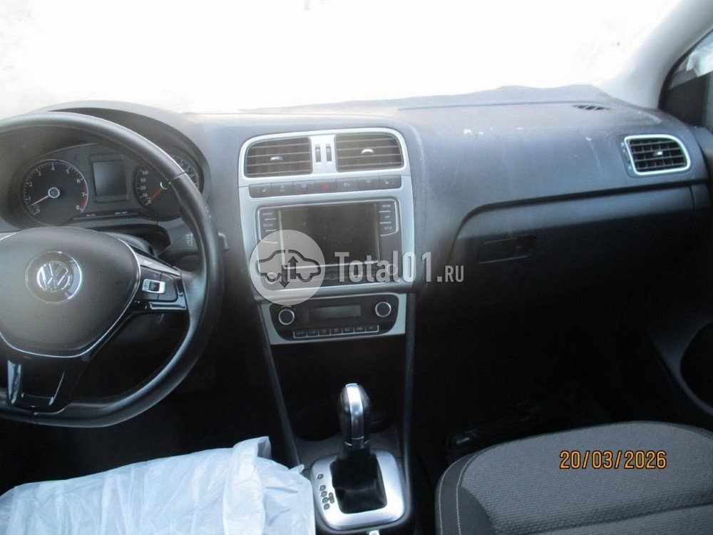 Фото Volkswagen Polo 112
