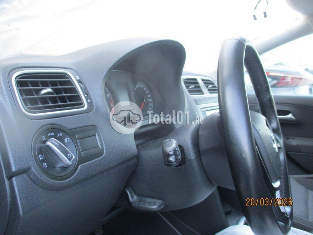 Фото Volkswagen Polo 132