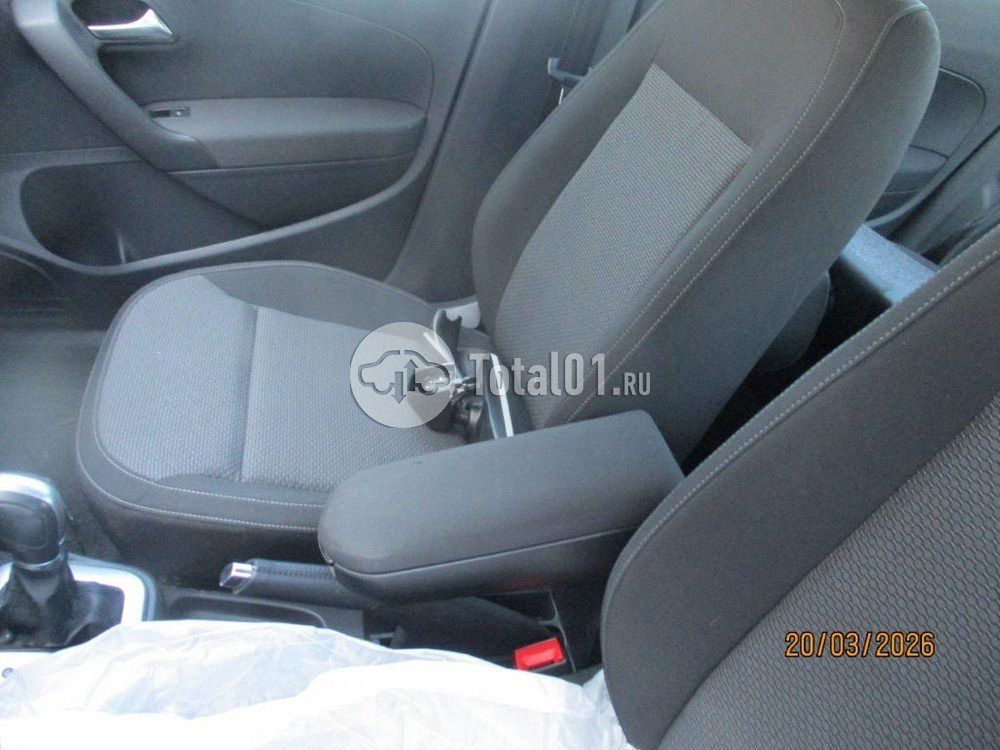 Фото Volkswagen Polo 136