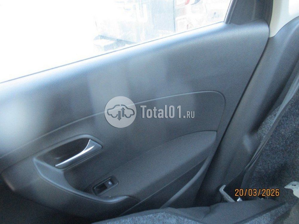 Фото Volkswagen Polo 166
