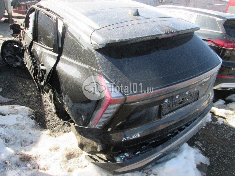 Фото Geely Atlas 26