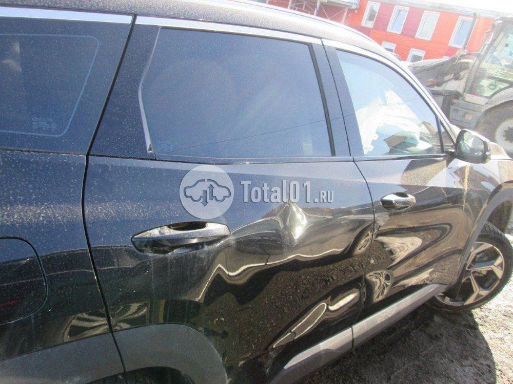 Фото Geely Atlas 38