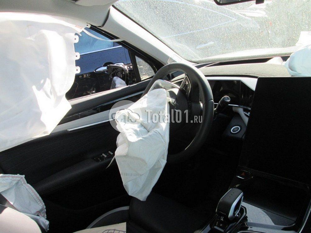 Фото Geely Atlas 54