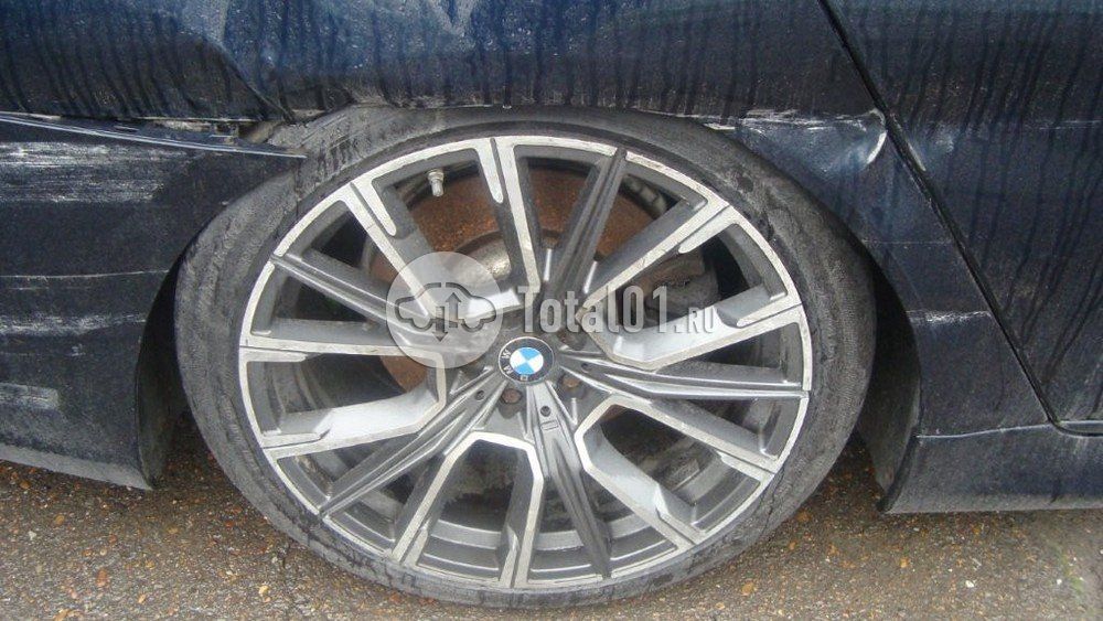 Фото BMW 7 серия 28