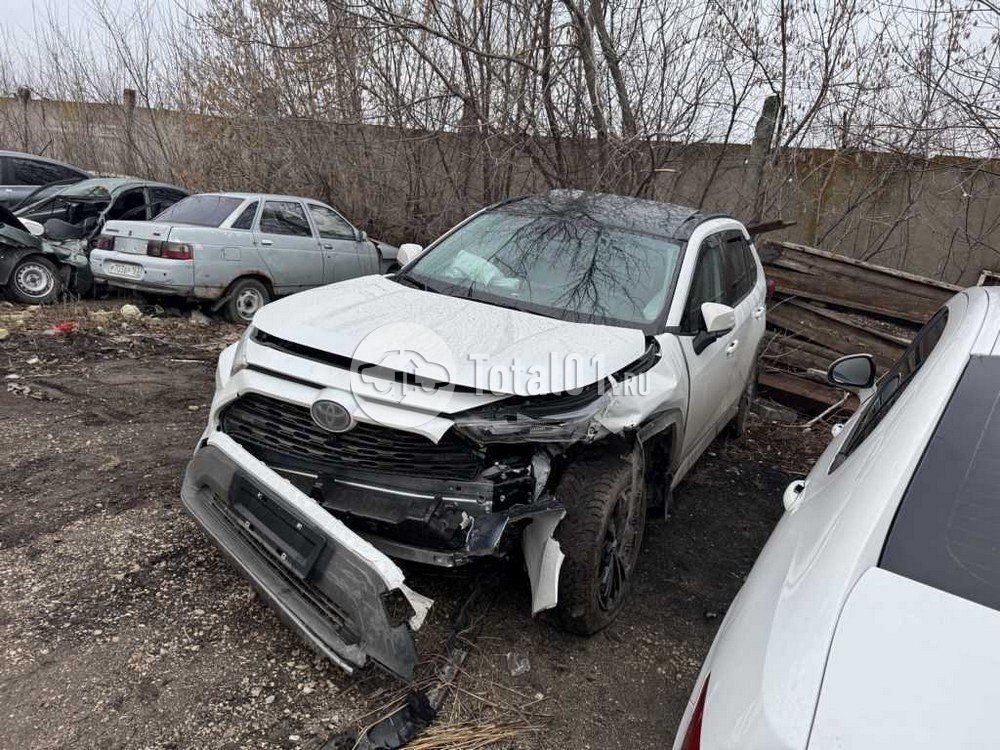 Фото Toyota RAV4 10