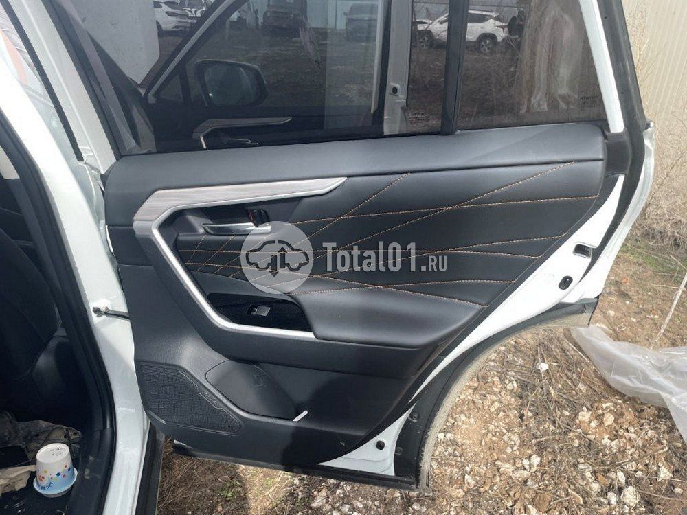 Фото Toyota RAV4 34