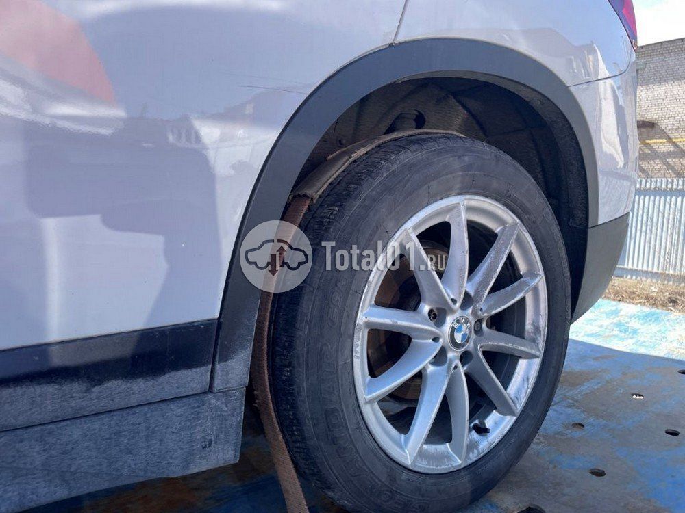 Фото BMW X1 24