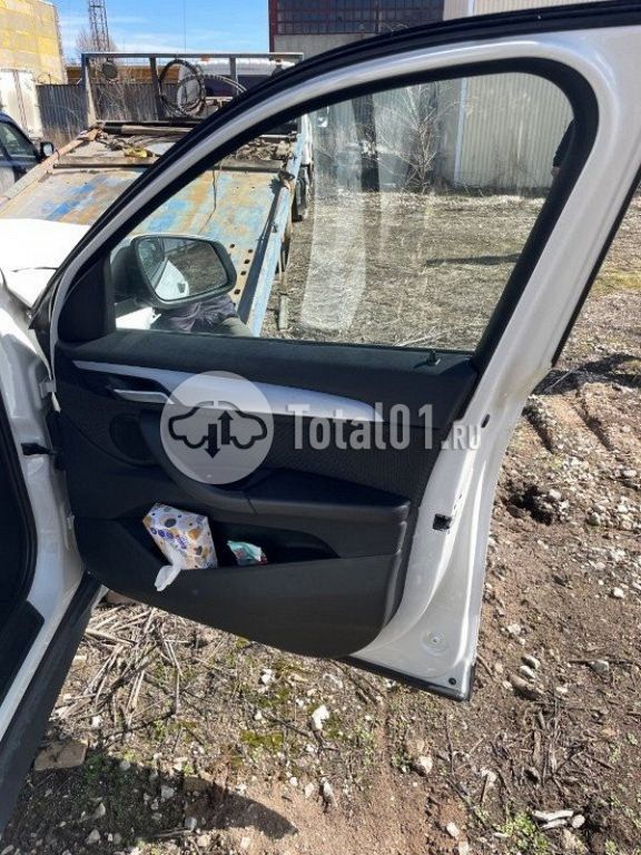 Фото BMW X1 50