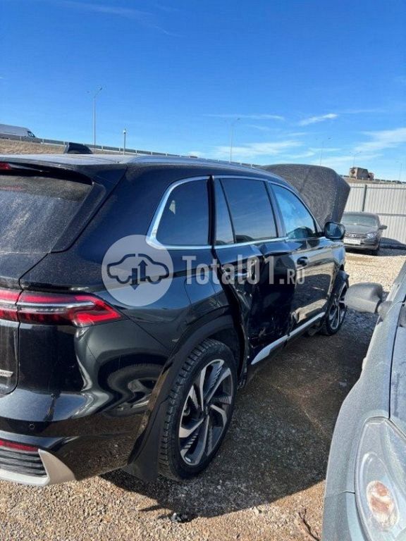 Фото Geely Monjaro 18