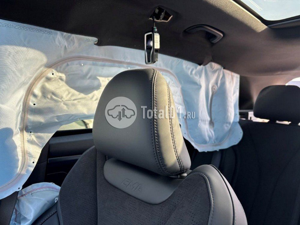 Фото Geely Monjaro 46