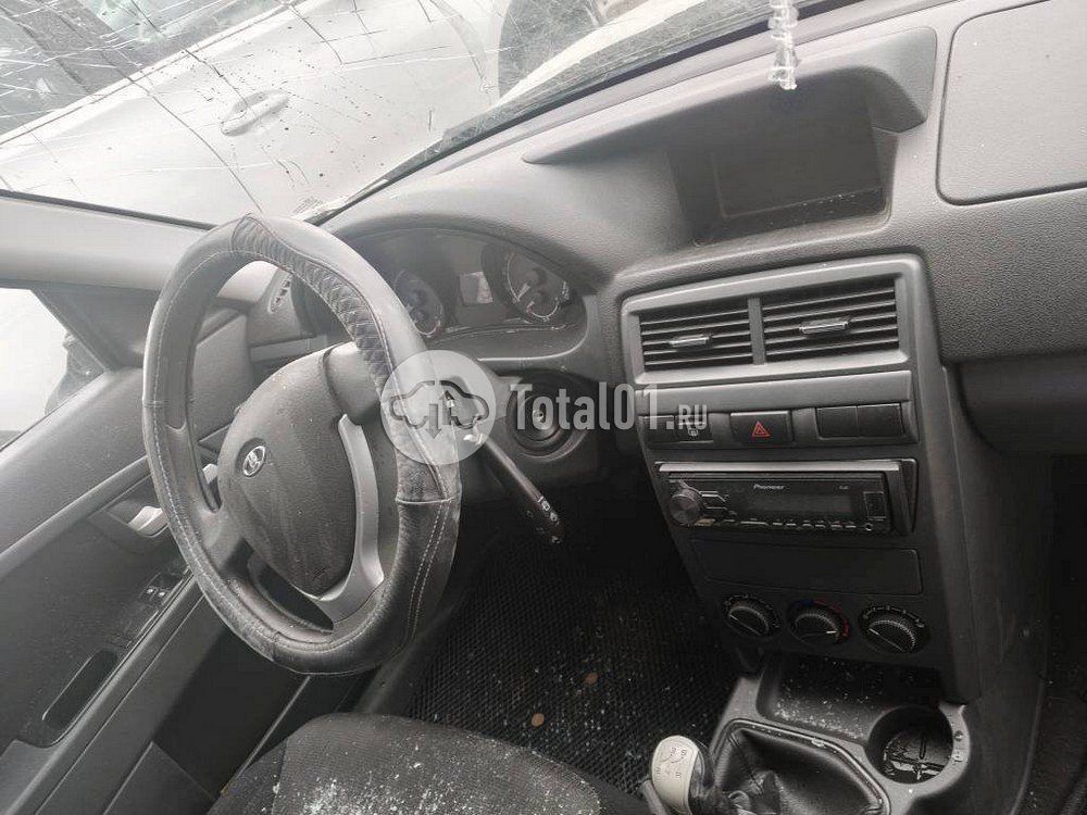 Фото ВАЗ (LADA) Priora 46