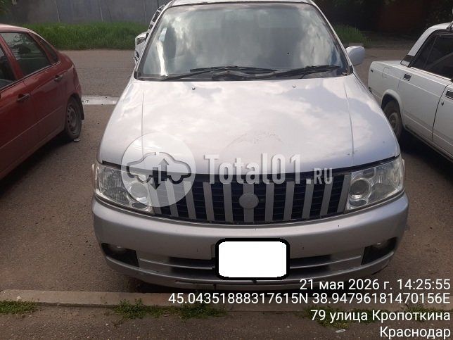Фото Nissan Bassara 2
