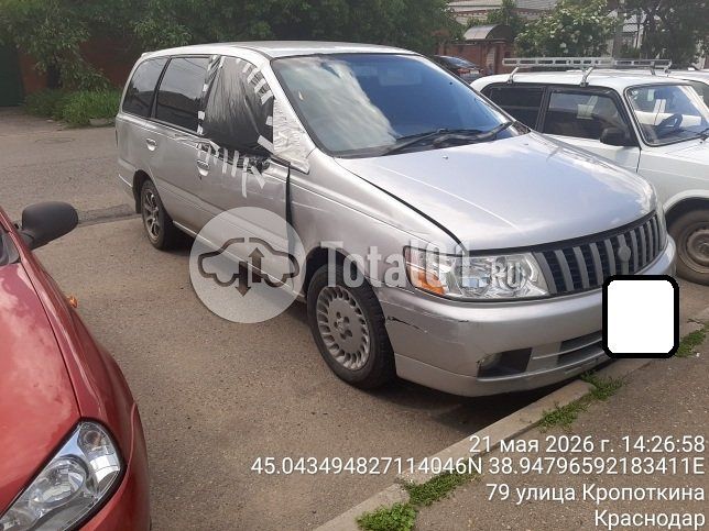 Фото Nissan Bassara 20