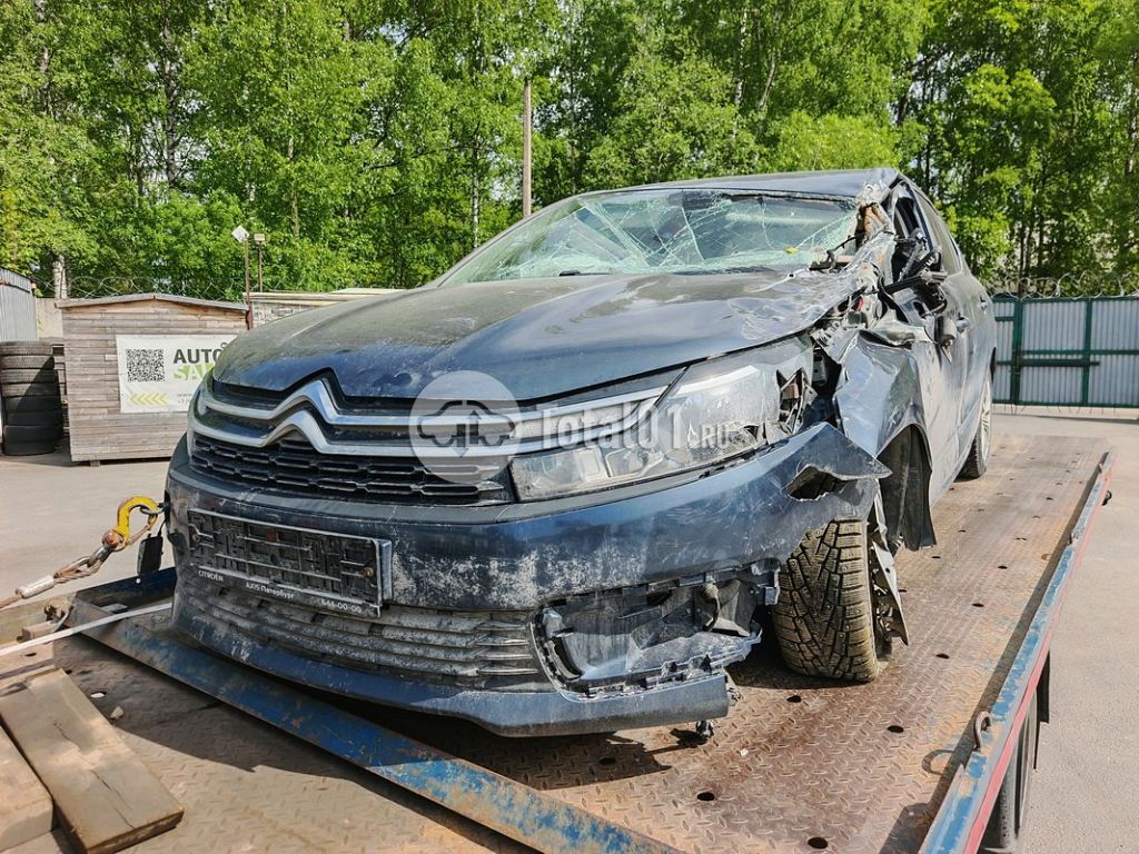 Фото Citroen C4 4