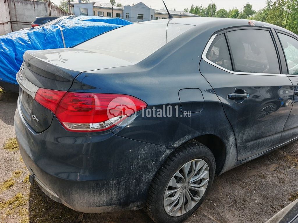 Фото Citroen C4 36
