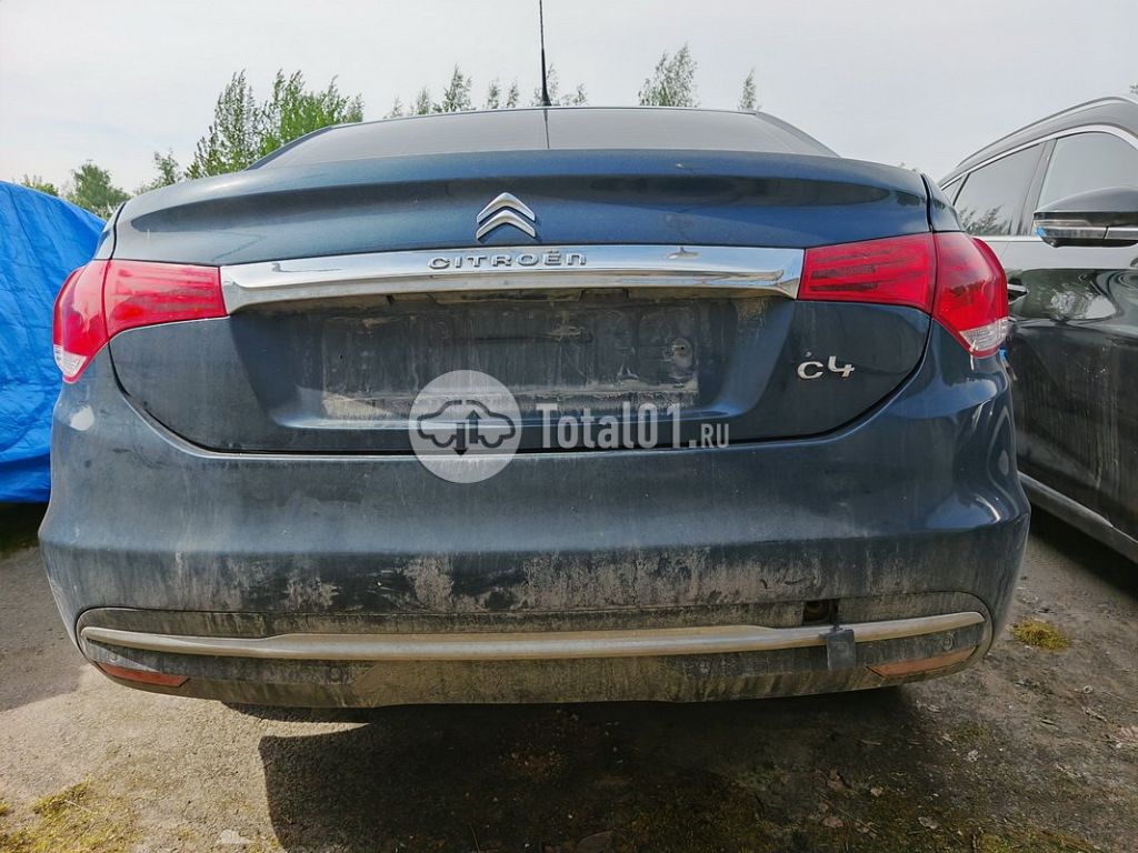 Фото Citroen C4 38
