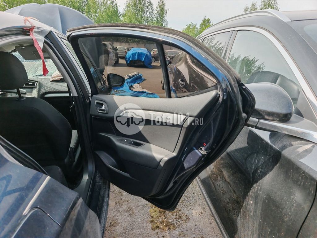 Фото Citroen C4 132