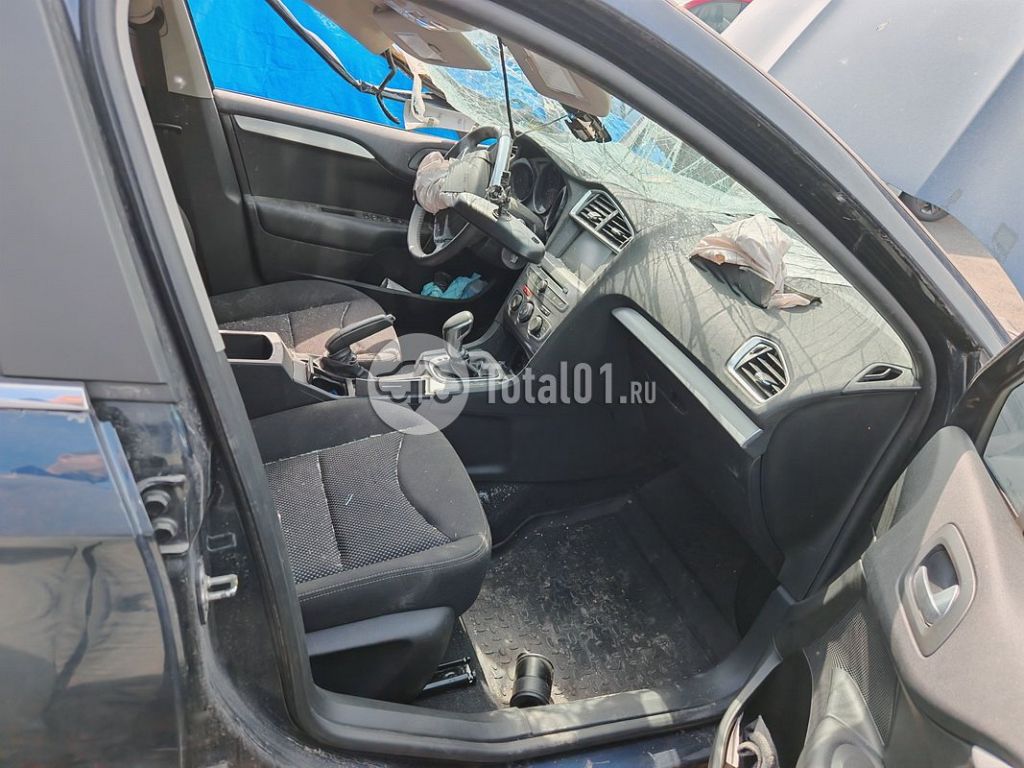 Фото Citroen C4 142