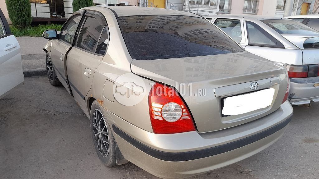 Фото Hyundai Elantra 8