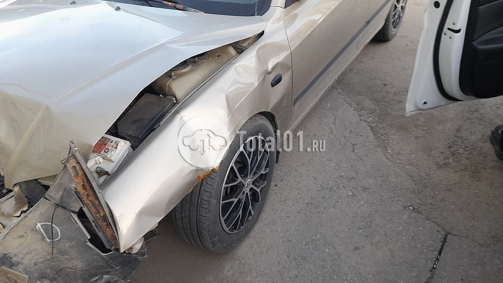 Фото Hyundai Elantra 12