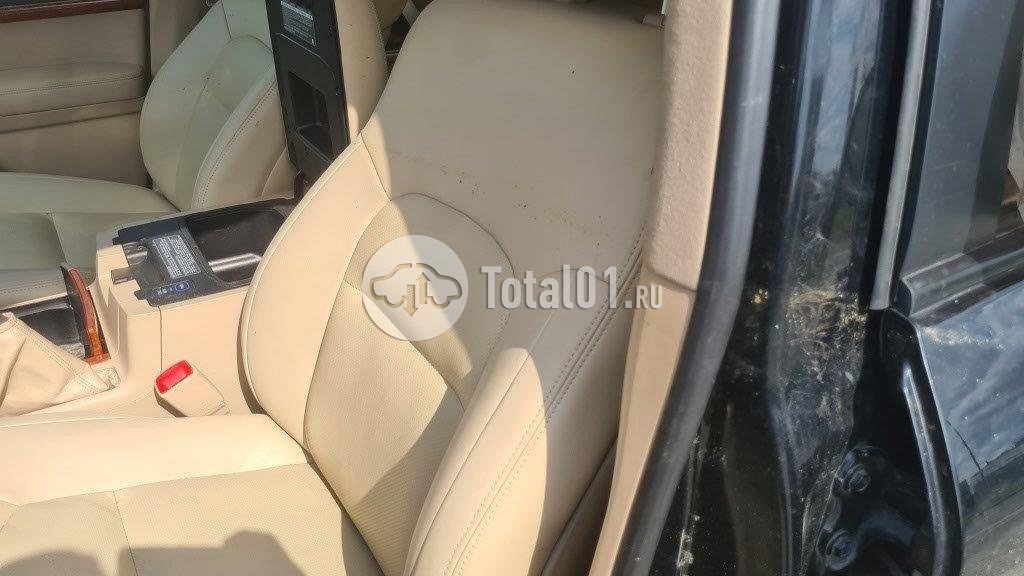 Фото Toyota Land Cruiser 58