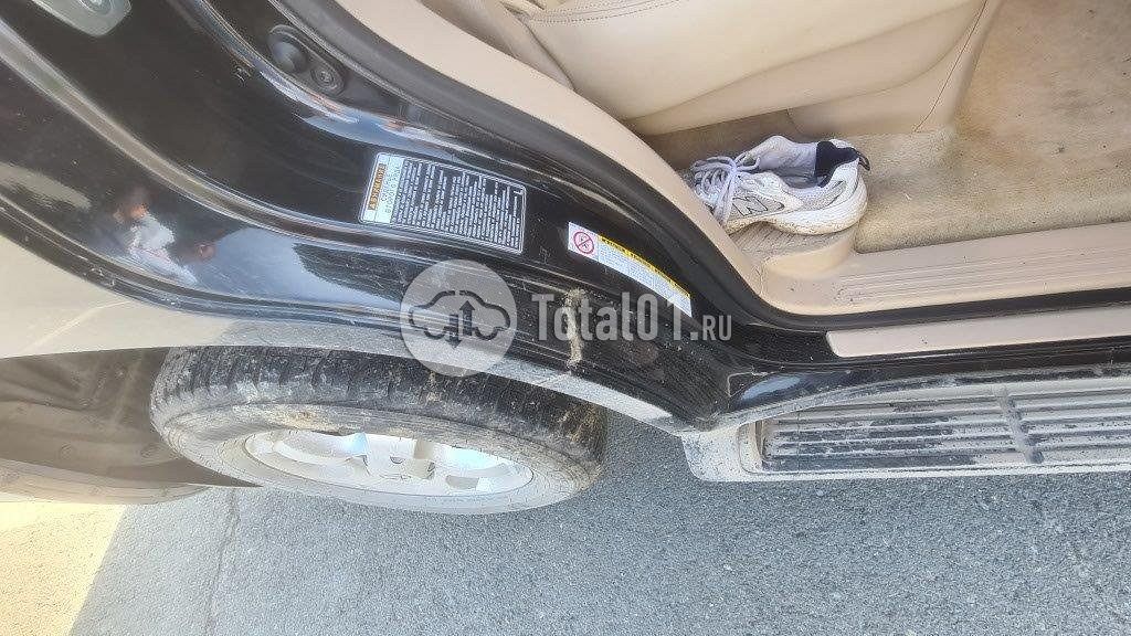 Фото Toyota Land Cruiser 146