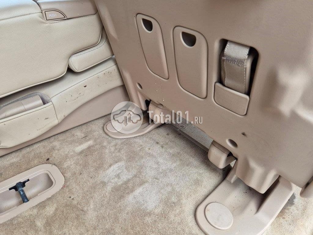 Фото Toyota Land Cruiser 156