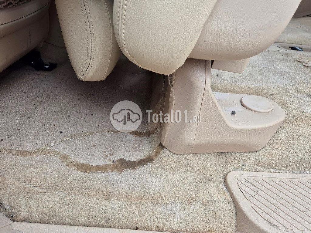 Фото Toyota Land Cruiser 170