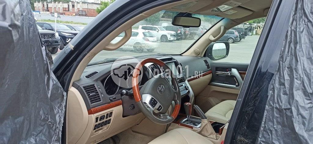 Фото Toyota Land Cruiser 318