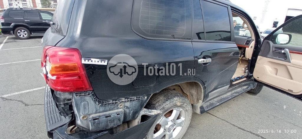 Фото Toyota Land Cruiser 338