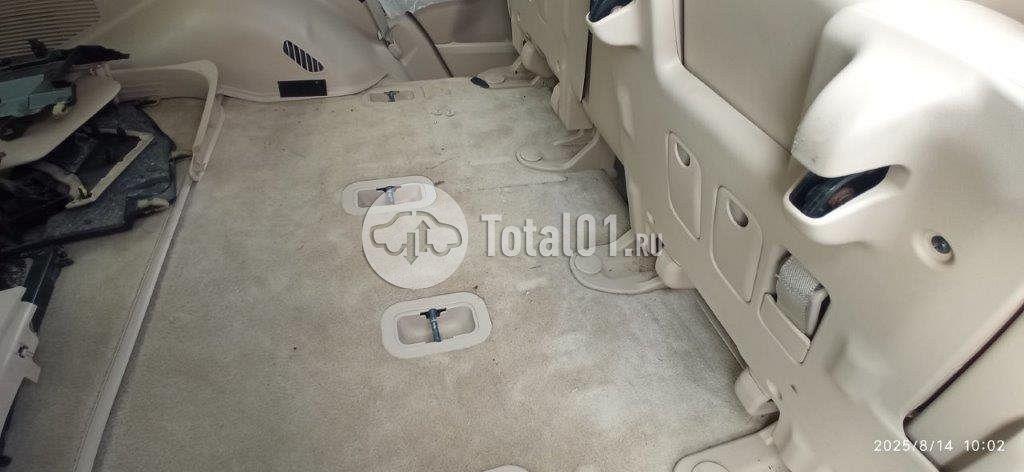 Фото Toyota Land Cruiser 370