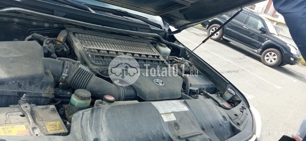 Фото Toyota Land Cruiser 380