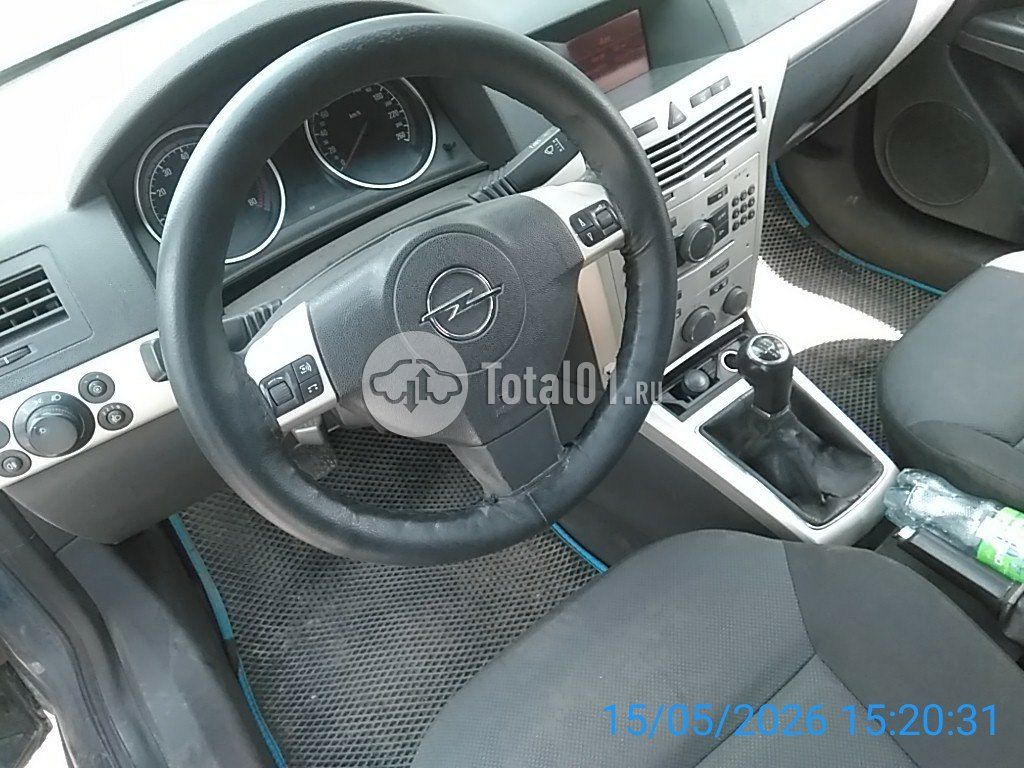 Фото Opel Astra GTC 30