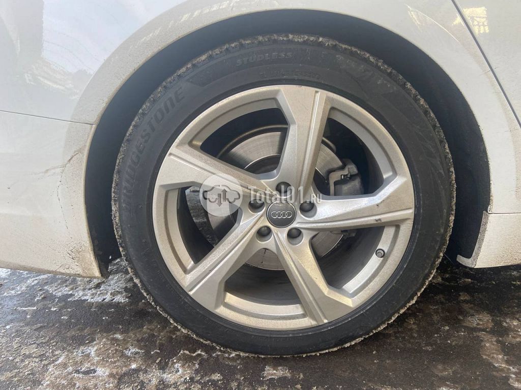 Фото Audi A6 24