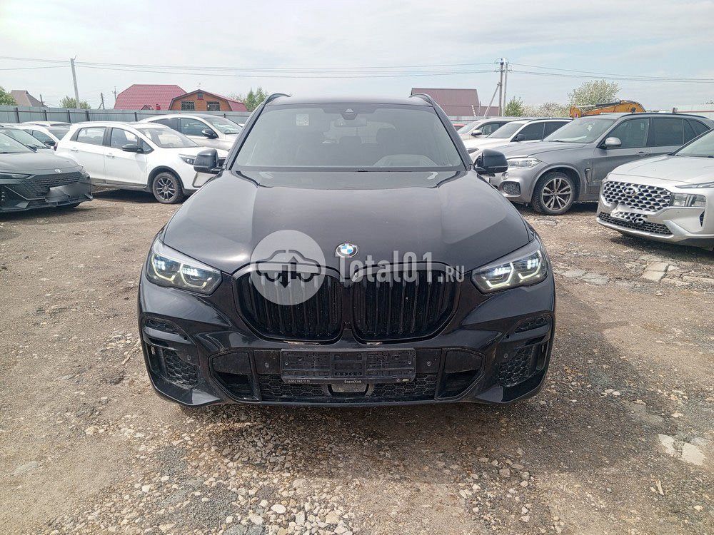 Фото BMW X5 4