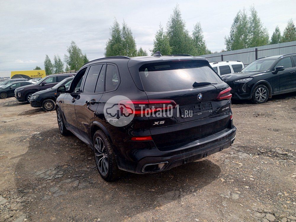 Фото BMW X5 12